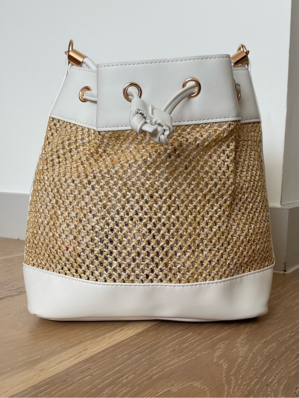 Saks Fifth Avenue White and Natural Woven Drawstring Bucket Bag
